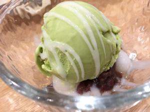 Helado Matcha y frijol rojo Yamasan Ramen House