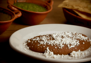 DonLazaroElViajero_FrijolesRefritos